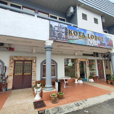 Kota Lodge Guest House Malacca Ngoại thất bức ảnh