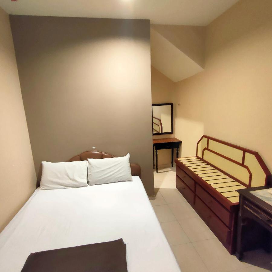 Kota Lodge Guest House Malacca Ngoại thất bức ảnh