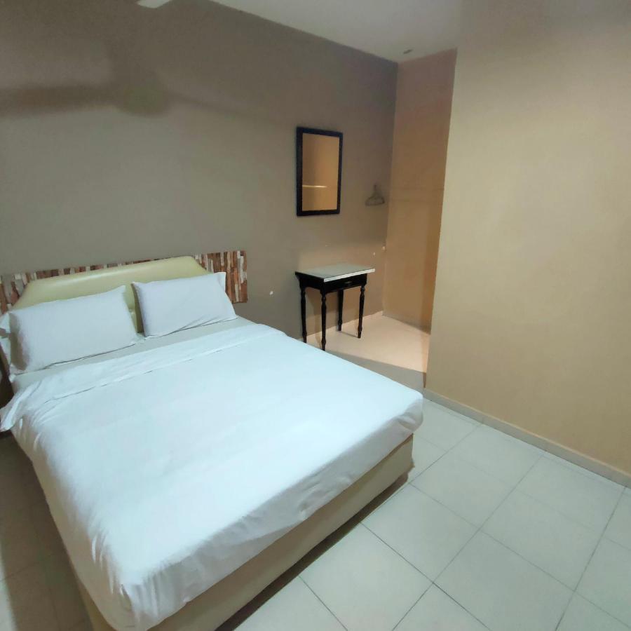 Kota Lodge Guest House Malacca Ngoại thất bức ảnh