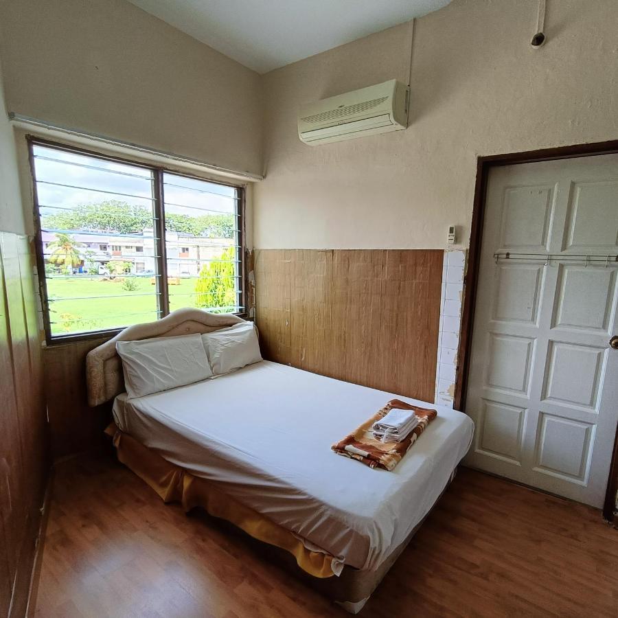 Kota Lodge Guest House Malacca Ngoại thất bức ảnh