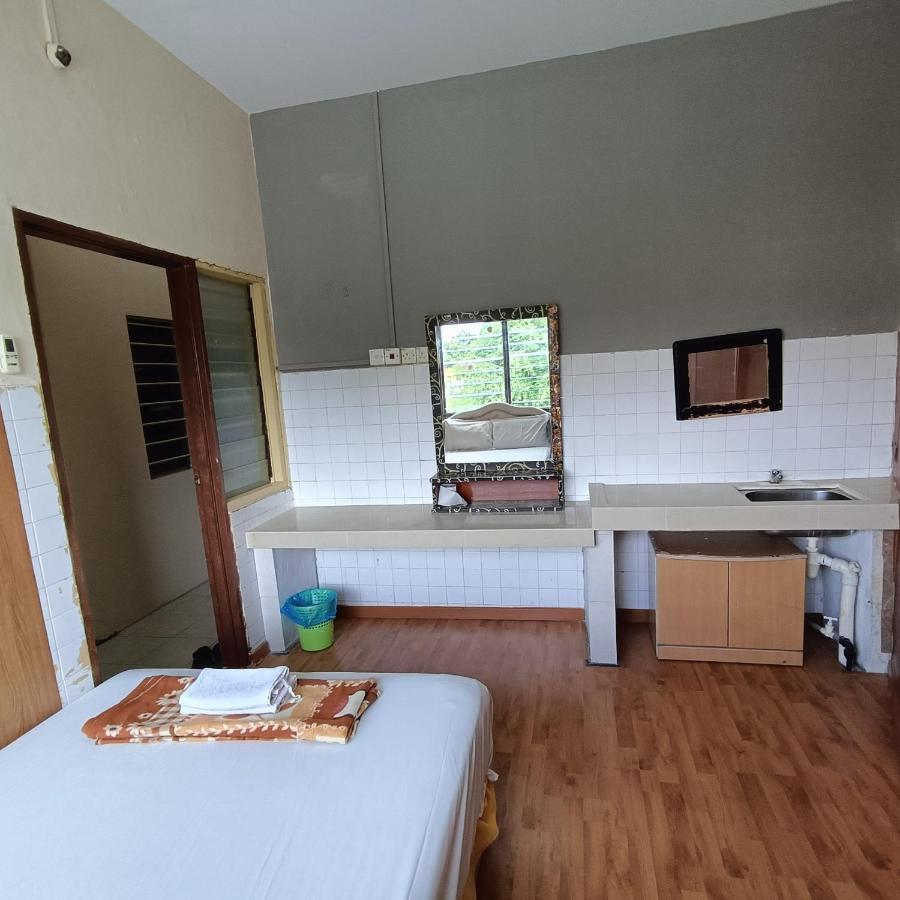 Kota Lodge Guest House Malacca Ngoại thất bức ảnh