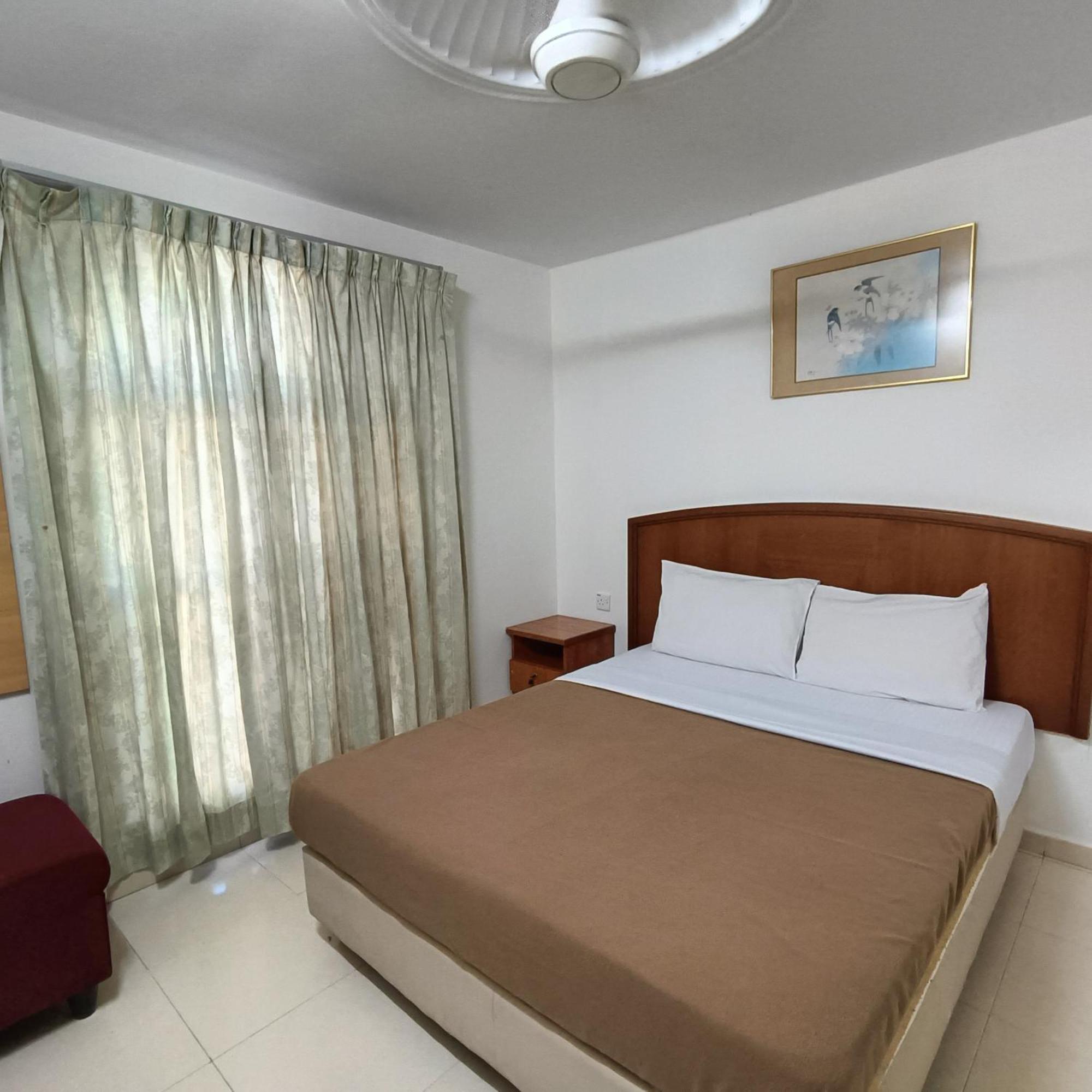 Kota Lodge Guest House Malacca Ngoại thất bức ảnh