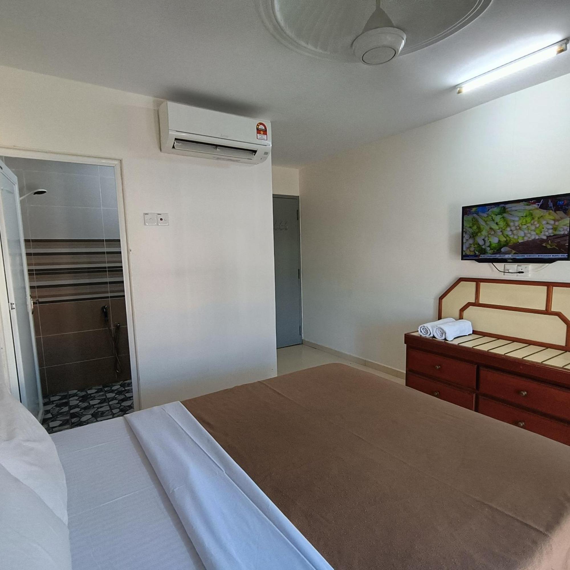 Kota Lodge Guest House Malacca Ngoại thất bức ảnh
